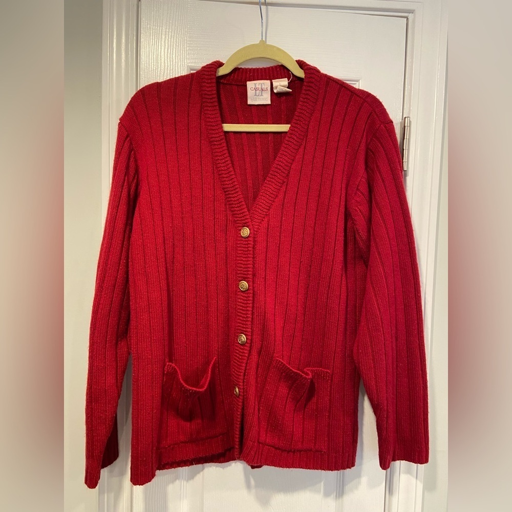 VTG Liz Thomas Size L Red Ribbed Knit Gold Button V Neck Cardigan Sweater